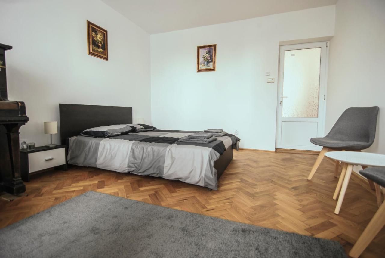 Central David Residence Braszów Zewnętrze zdjęcie